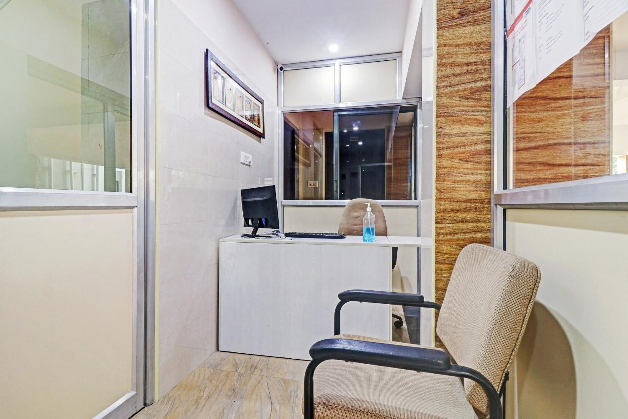 Spot On Kayal Residency Hotel Coimbatore Exterior photo
